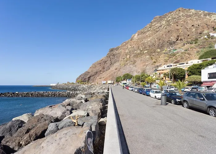 Fantastic Location Teresitas アパート *